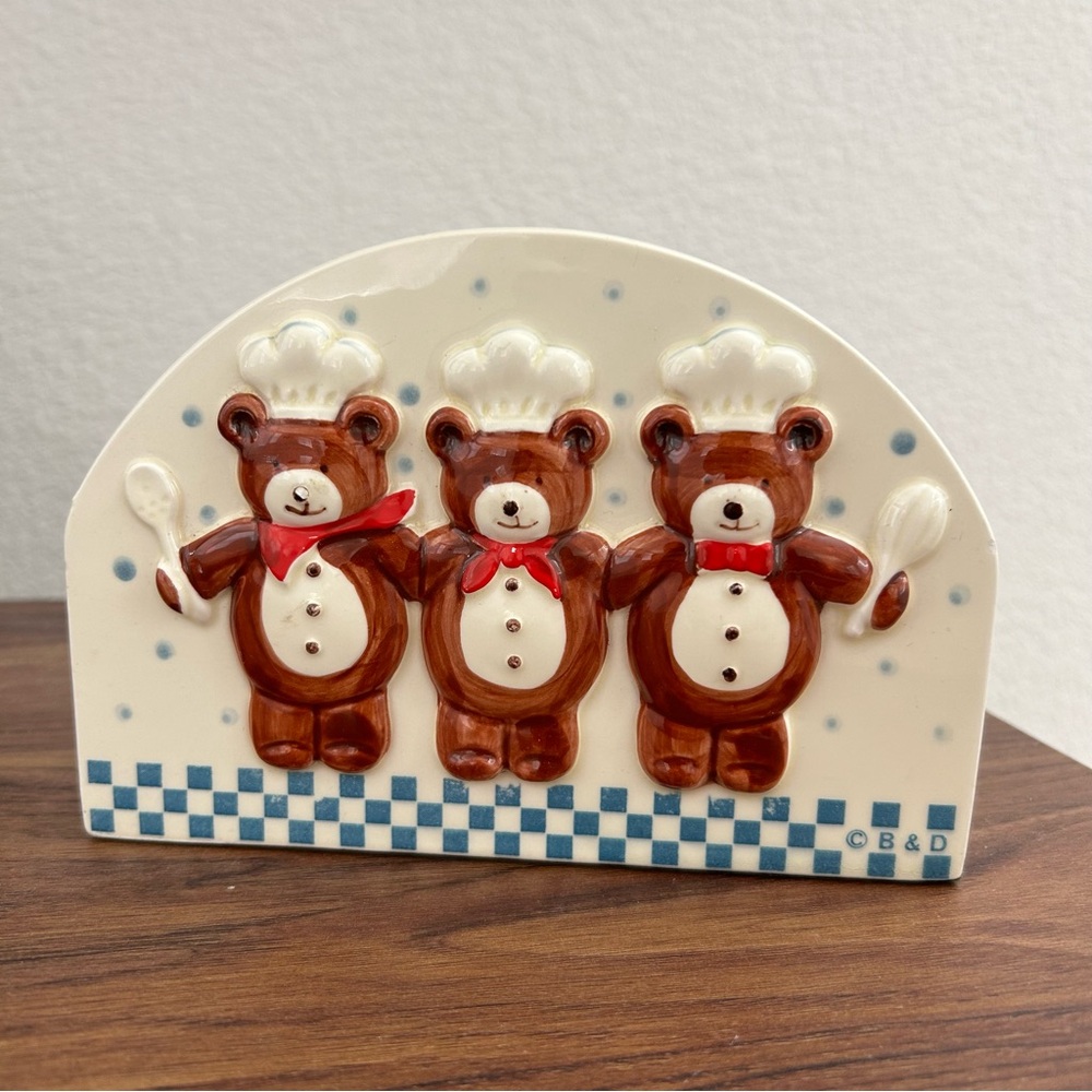 🔻🔻🔻Vintage B&D Japan Ceramic Chef Bears Napkin Holder from the 1980s.